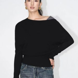 slanted shoulder contrasting splicing pullover knit sweater