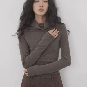 simple basic knitted inner layer sweater