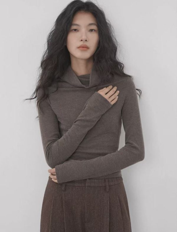 simple basic knitted inner layer sweater