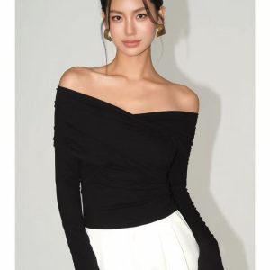 off shoulder long sleeve top